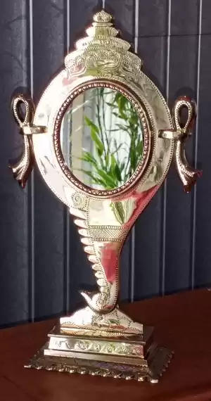 Aranmula Kannadi (Fixed Stand Mirror) - Image 2