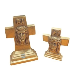Cross With jesus/Holy statue Of Jesus