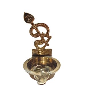 om vilakku With Vel